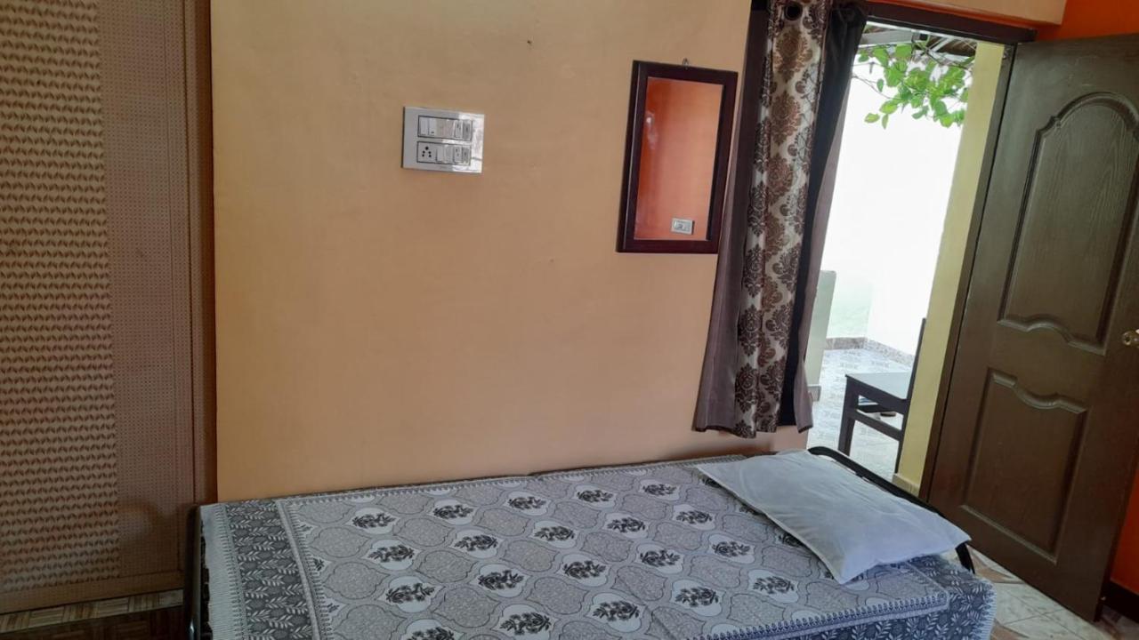 Villa Umar Homestay Пудучеррі Екстер'єр фото